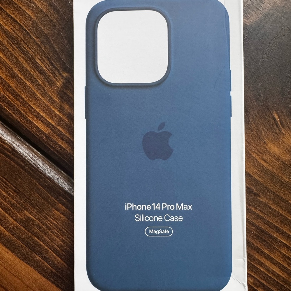 Apple iPhone 14 Pro Max Silicone Case - Navy
